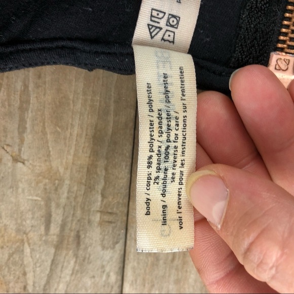 Bethany Mota black cropped laser cut sleeveless top wms sz large - Picture 6 of 10